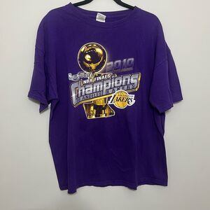 Gildan Mens Purple Los Angeles Lakers 2010 NBA‎ Finals Champions Graphic Tee XL